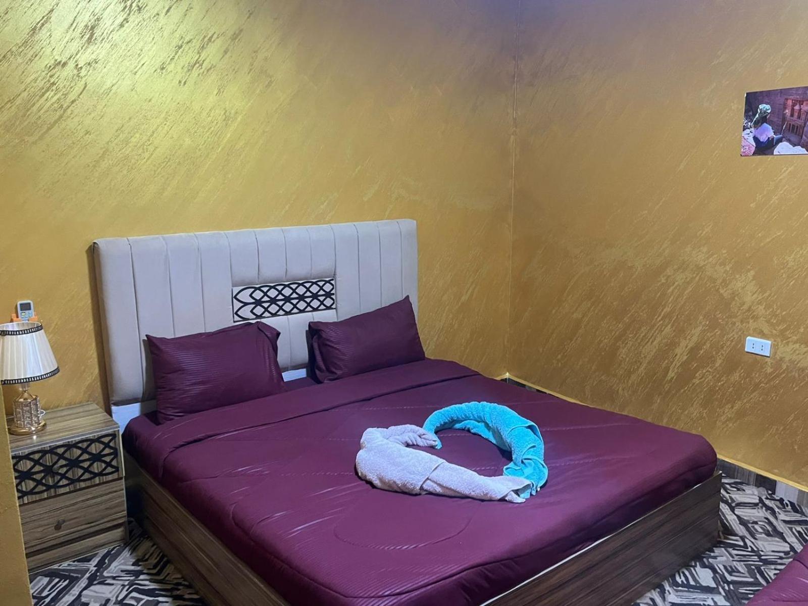 Bed and Breakfast Petra Royal Ranch Wadi Musa Esterno foto